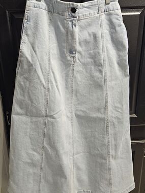 Belle Vere Light Wash Denim Maxi Skirt - Classic Panel Seams Size XS